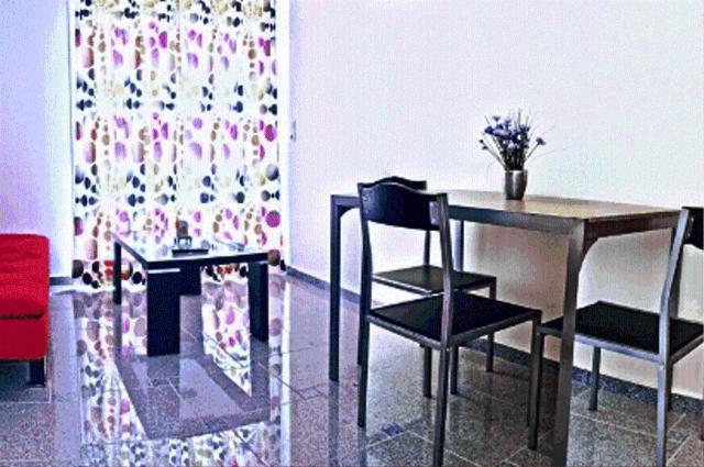 Arisvi Hotel Skala Kallonis Quarto foto