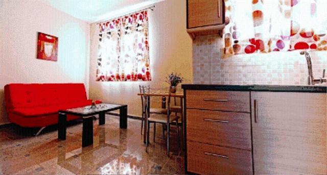 Arisvi Hotel Skala Kallonis Quarto foto